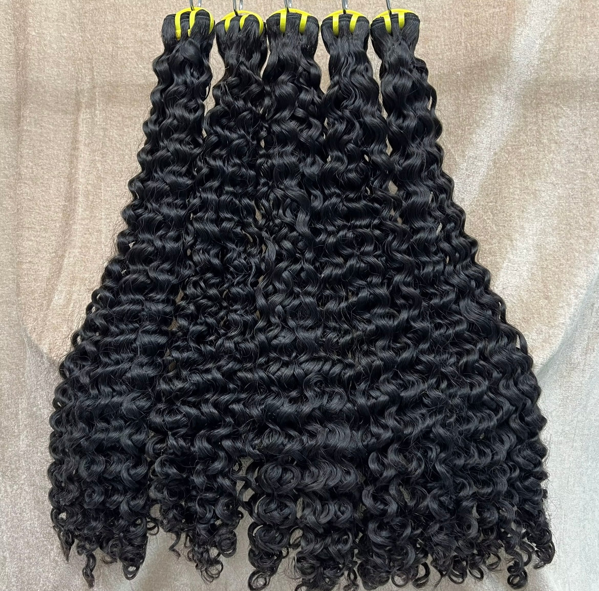 Deep Curly – 100% Raw Vietnamese Hair for Defined, Lush Curls