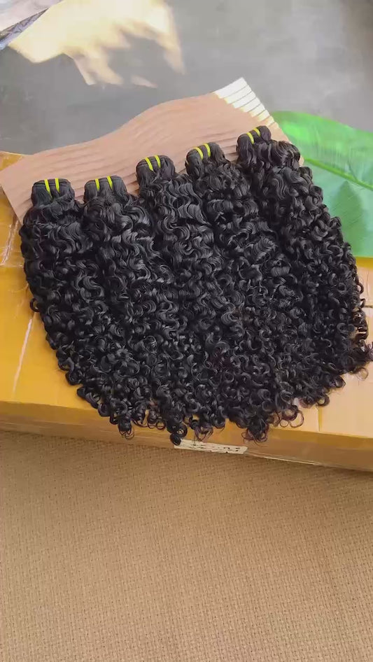 Burmese Curls – 100% Raw Vietnamese Hair for Natural, Bouncy Curls